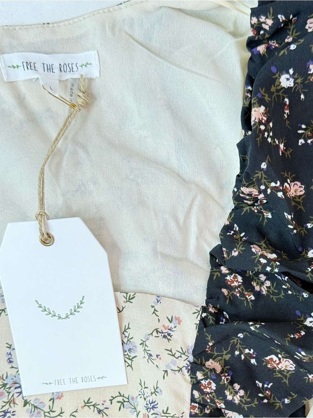 Free The Roses Floral Ruffle Top NWT Large Cottagecore - Picture 11 of 11